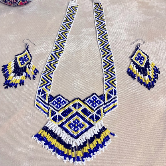 Jewelry - Ukrainian Earrings & Necklace Beadwork Set